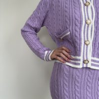 Violetinis kostiumėlis